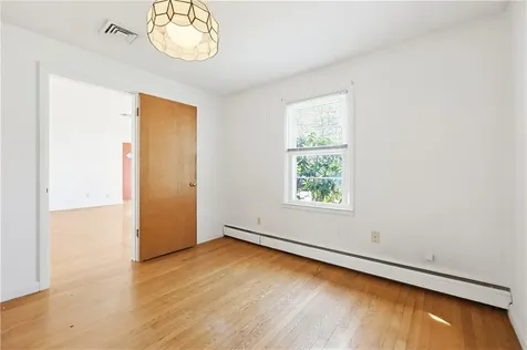 145 Glenwood Drive North Kingstown RI 02852