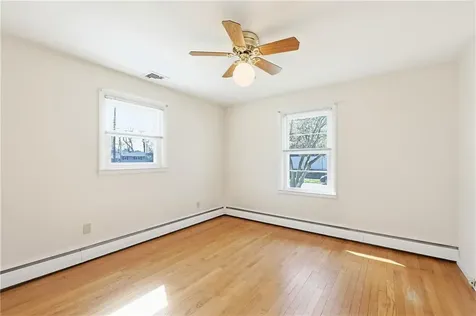145 Glenwood Drive North Kingstown RI 02852
