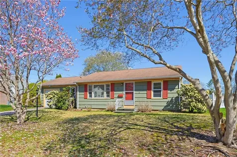 145 Glenwood Drive North Kingstown RI 02852