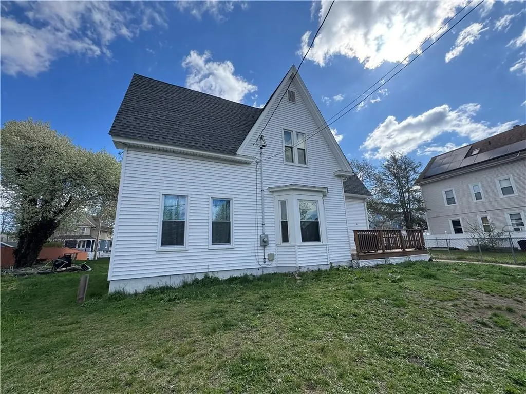 261 Admiral Street Providence RI 02908