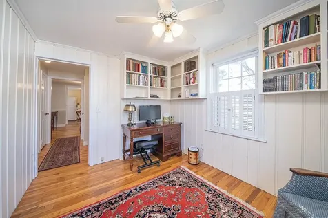 33 Pilgrim Drive Warwick RI 02888