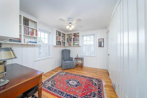 33 Pilgrim Drive Warwick RI 02888