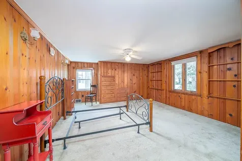 33 Pilgrim Drive Warwick RI 02888