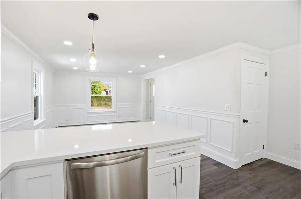 45 Metropolitan Park Drive East Providence RI 02915