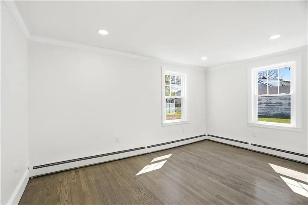 45 Metropolitan Park Drive East Providence RI 02915
