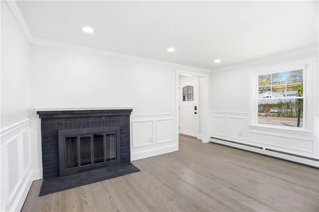 45 Metropolitan Park Drive East Providence RI 02915