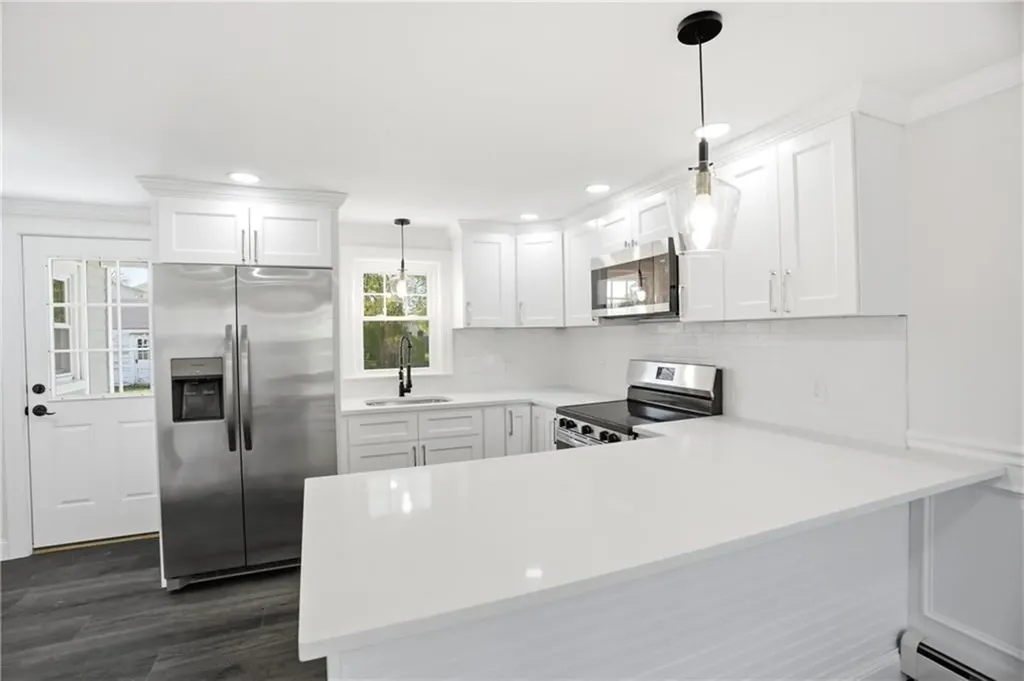 45 Metropolitan Park Drive East Providence RI 02915