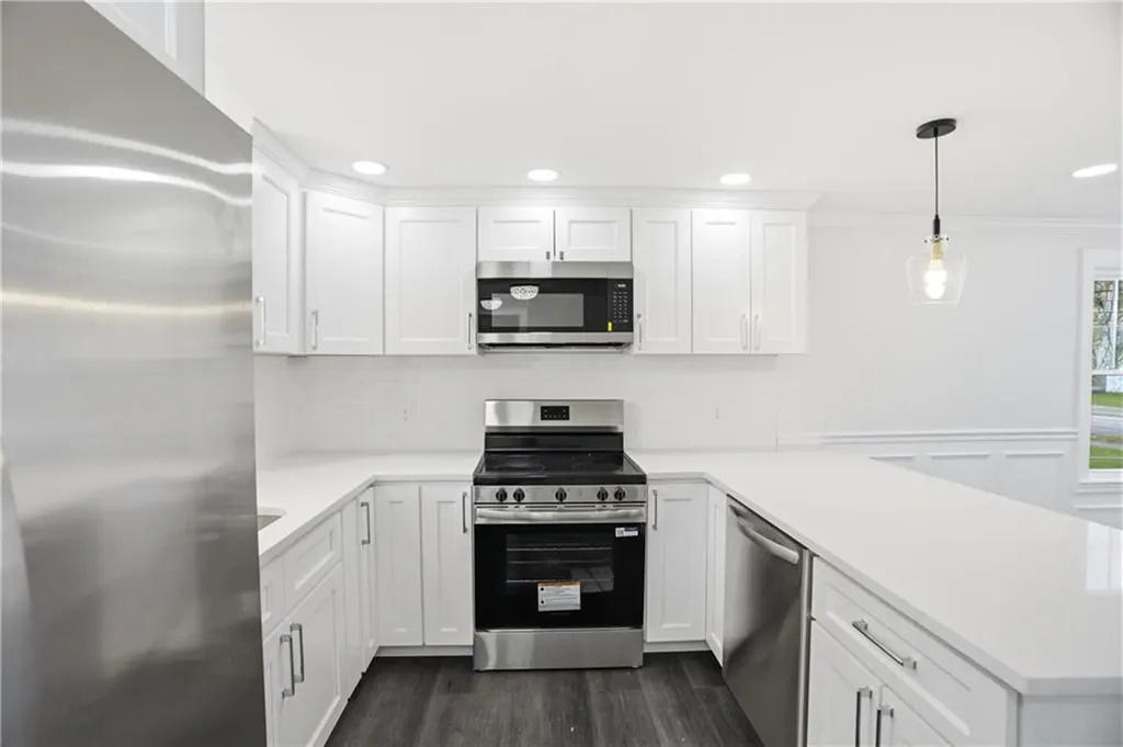 45 Metropolitan Park Drive East Providence RI 02915