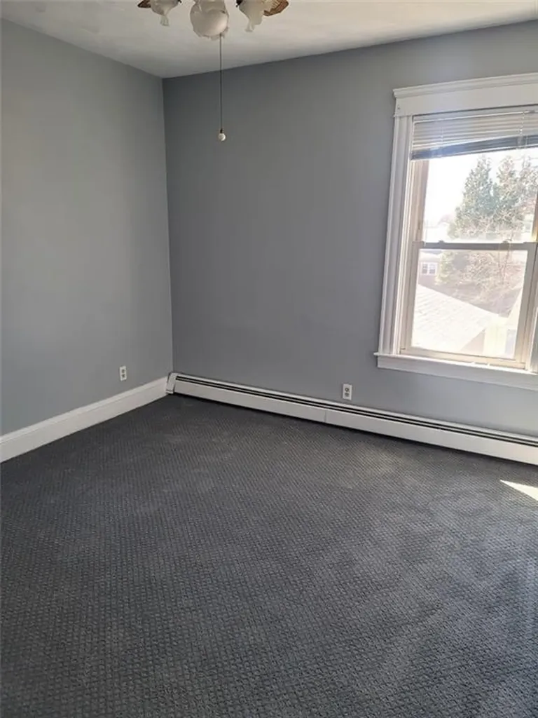 356 Orient Avenue Avenue Pawtucket RI 02861