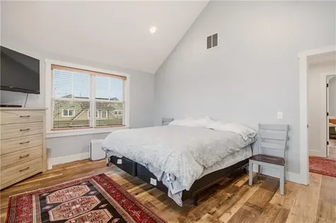 1124 Narragansett Boulevard Cranston RI 02905