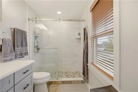 1124 Narragansett Boulevard Cranston RI 02905