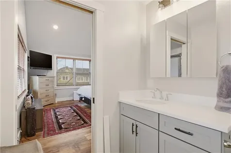 1124 Narragansett Boulevard Cranston RI 02905