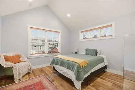 1124 Narragansett Boulevard Cranston RI 02905