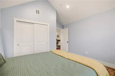 1124 Narragansett Boulevard Cranston RI 02905