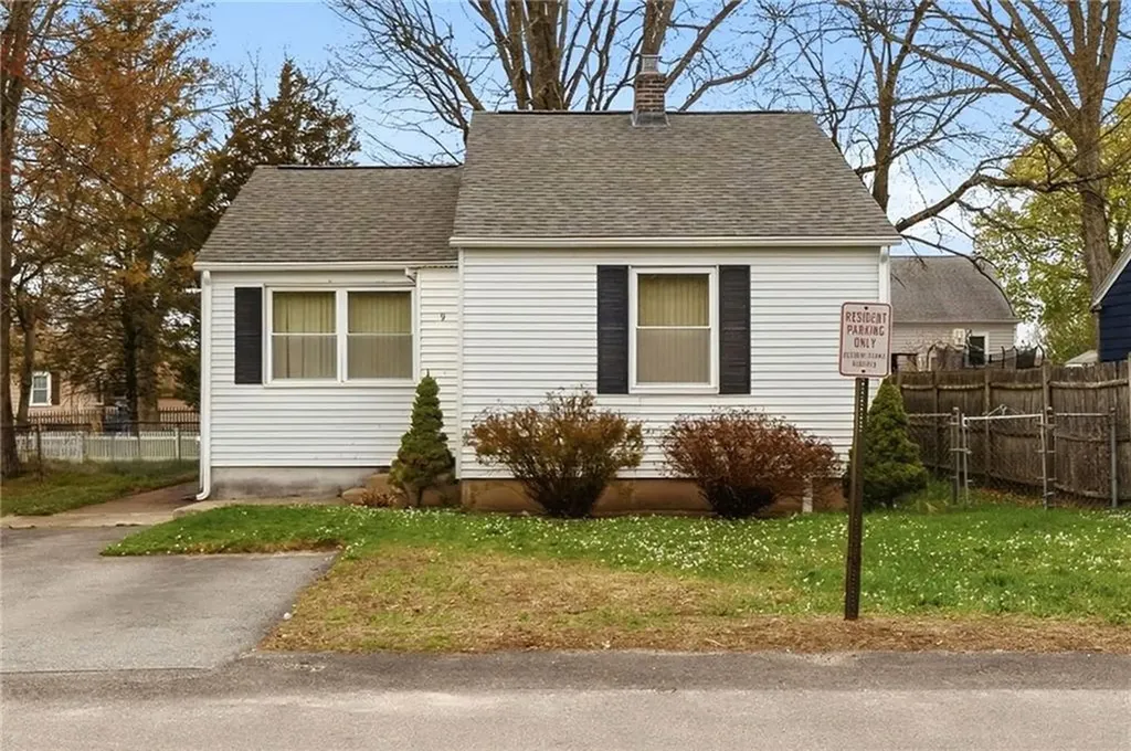 9 Mcguire Road North Providence RI 02904