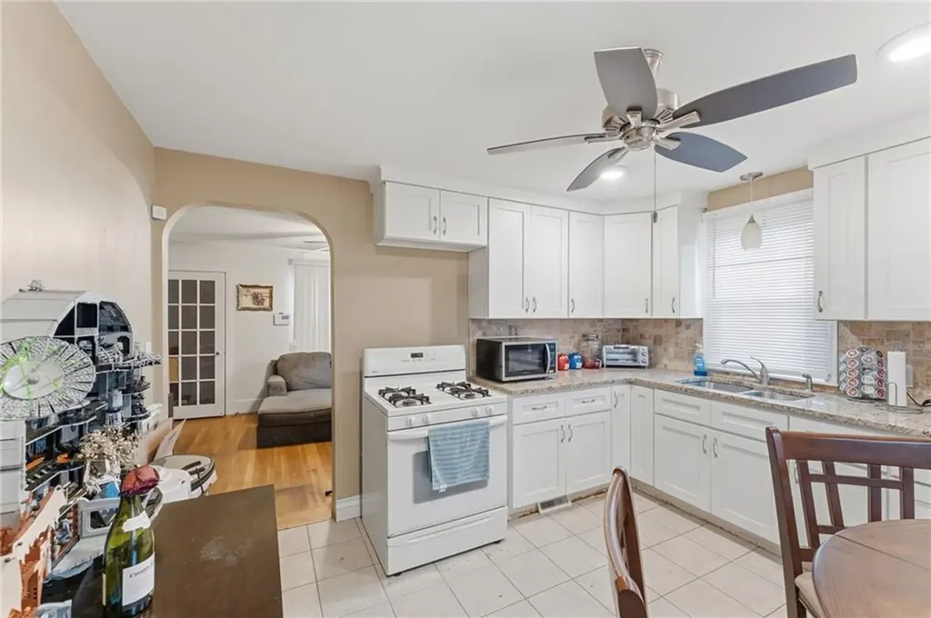 9 Mcguire Road North Providence RI 02904