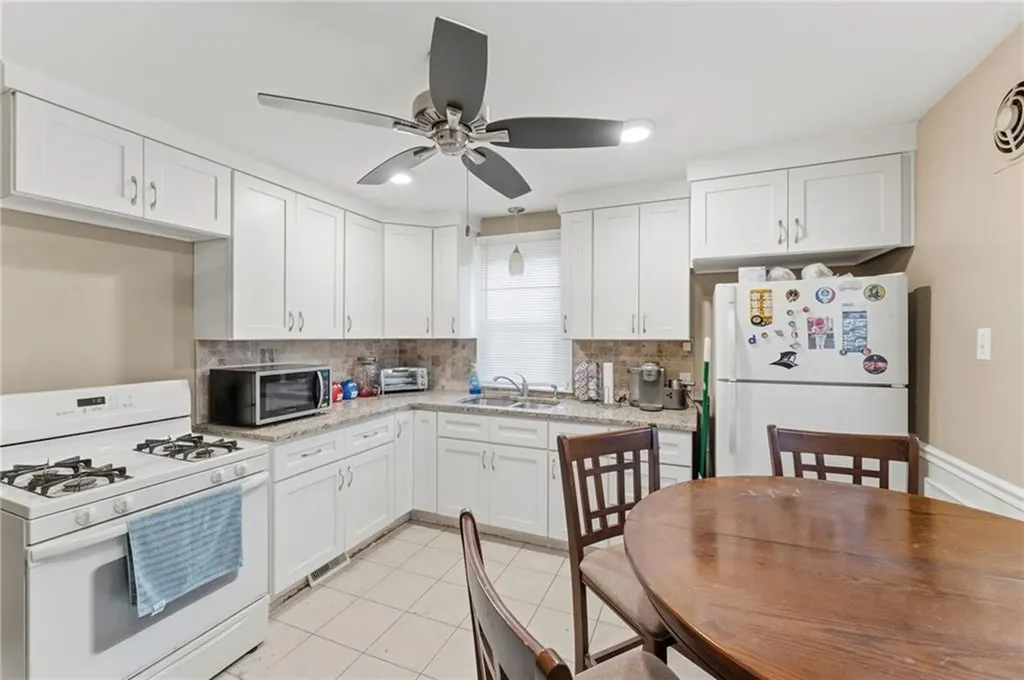 9 Mcguire Road North Providence RI 02904