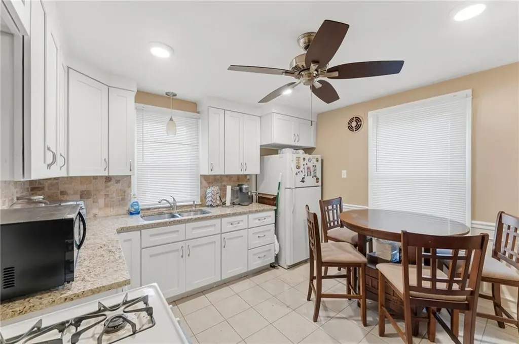 9 Mcguire Road North Providence RI 02904