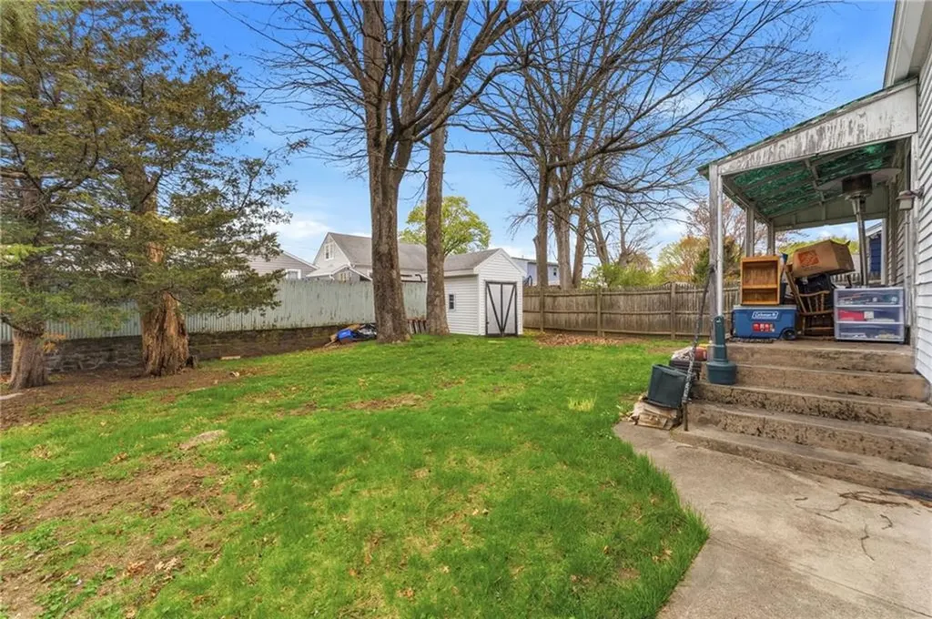 9 Mcguire Road North Providence RI 02904