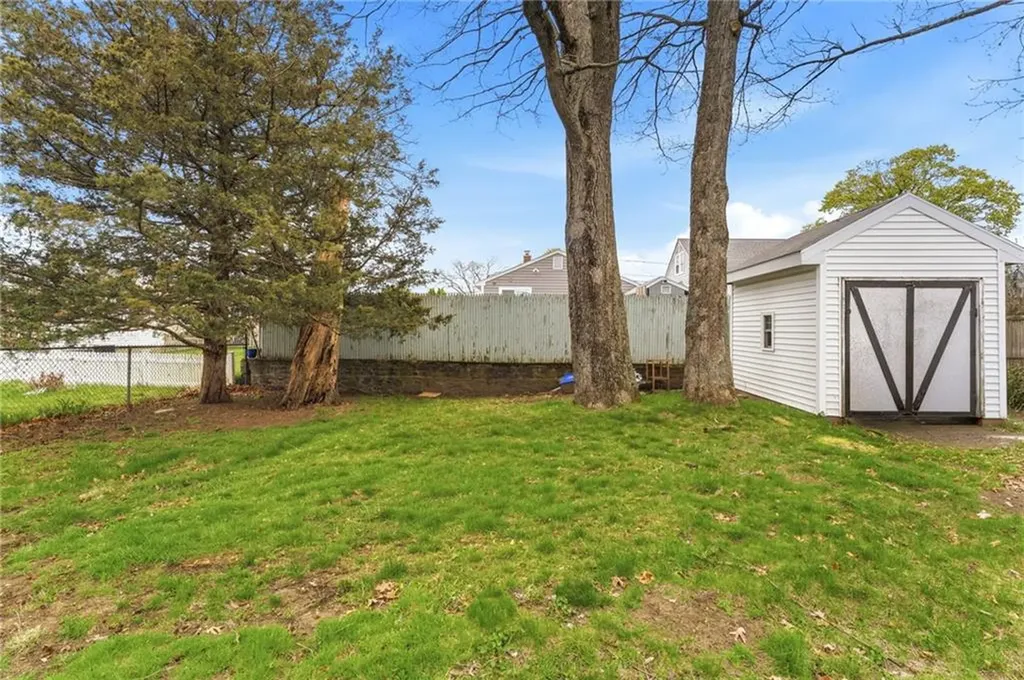 9 Mcguire Road North Providence RI 02904