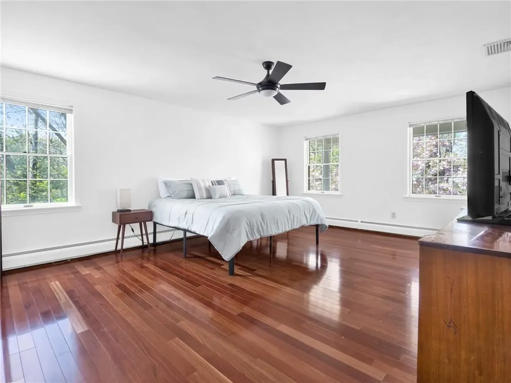 100 Joseph Court Warwick RI 02886