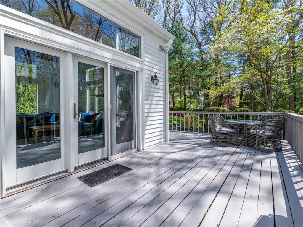100 Joseph Court Warwick RI 02886