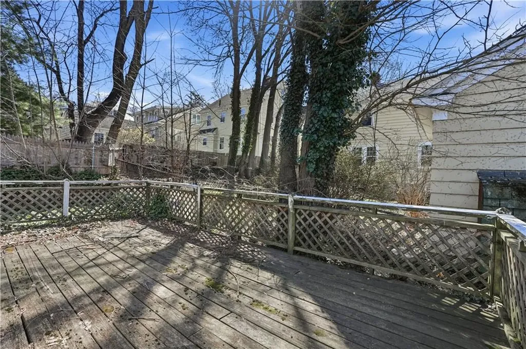 66 Edgehill Road Providence RI 02906