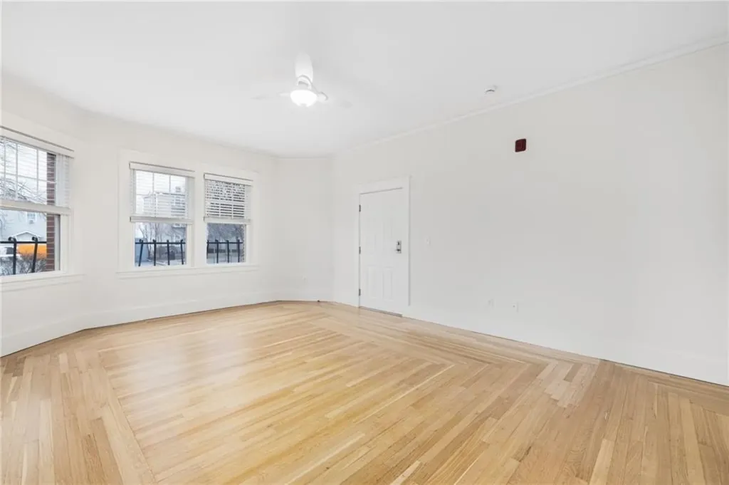 54 Sutton Street Providence RI 02903