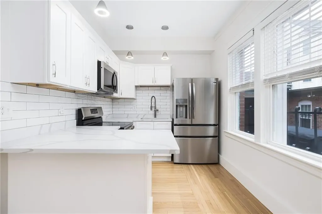 54 Sutton Street Providence RI 02903