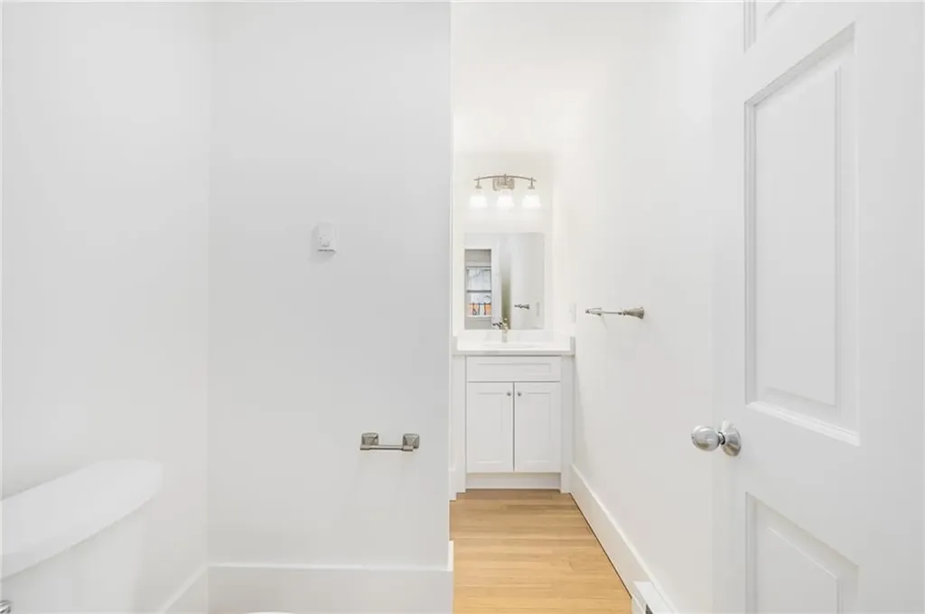 54 Sutton Street Providence RI 02903