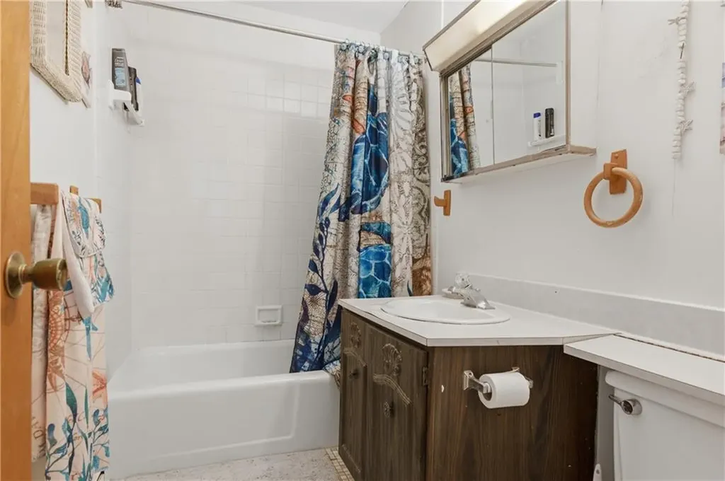 43 Bullocks Point Avenue East Providence RI 02915