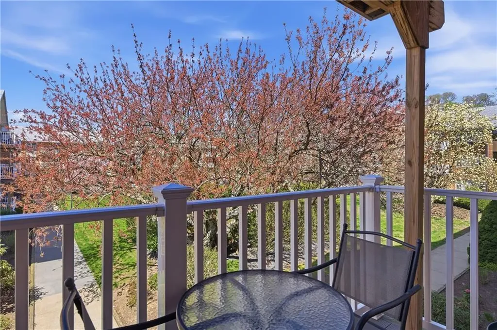 43 Bullocks Point Avenue East Providence RI 02915