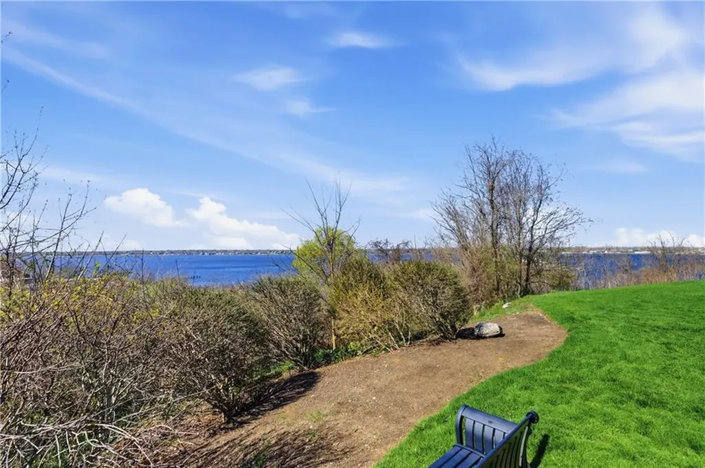 43 Bullocks Point Avenue East Providence RI 02915