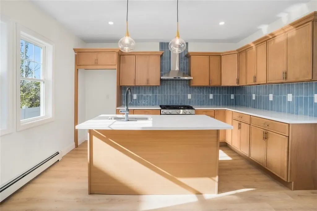 263 Warren Avenue East Providence RI 02914