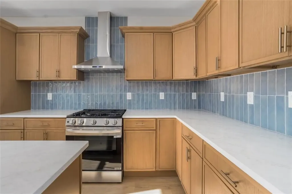 263 Warren Avenue East Providence RI 02914