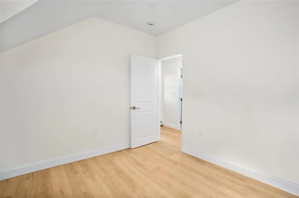 263 Warren Avenue East Providence RI 02914
