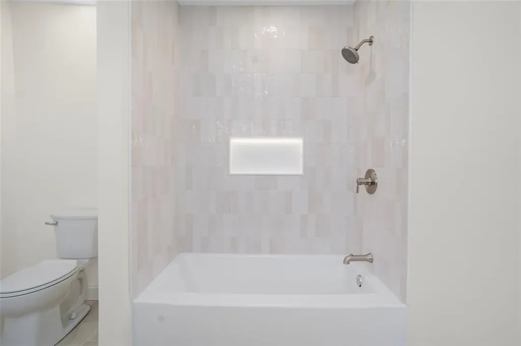 263 Warren Avenue East Providence RI 02914