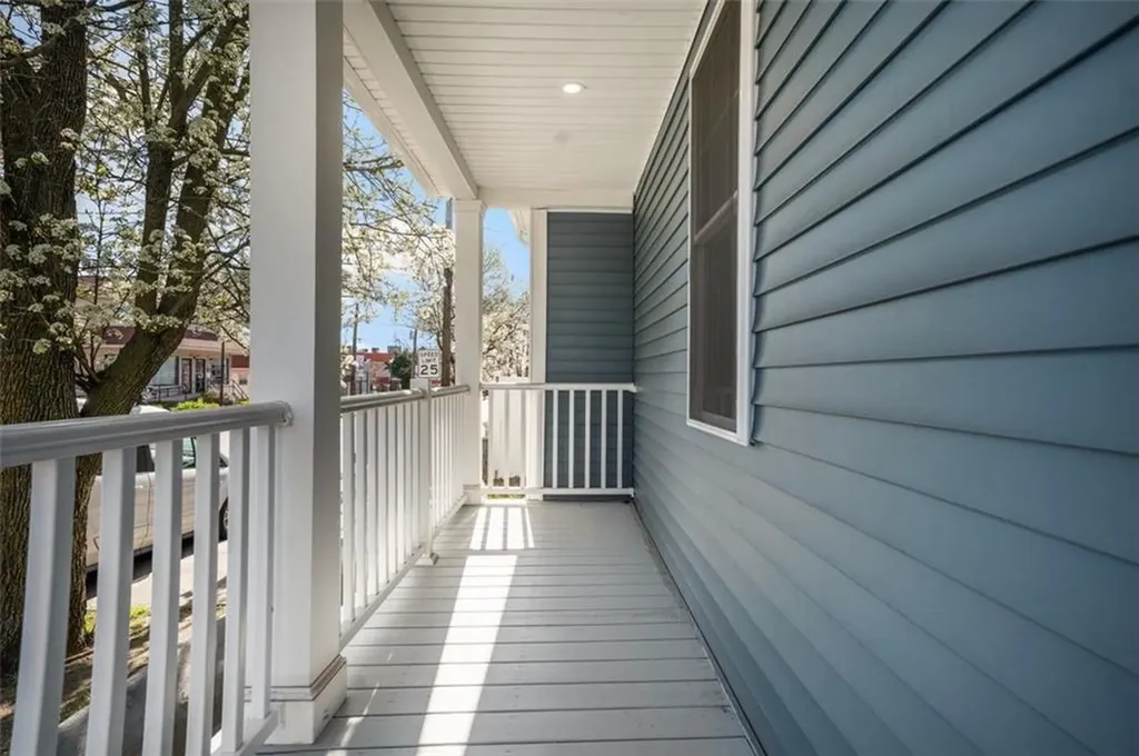 263 Warren Avenue East Providence RI 02914
