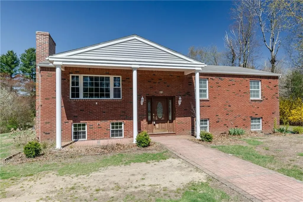 39 Francis Road Glocester RI 02857