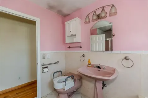 39 Francis Road Glocester RI 02857