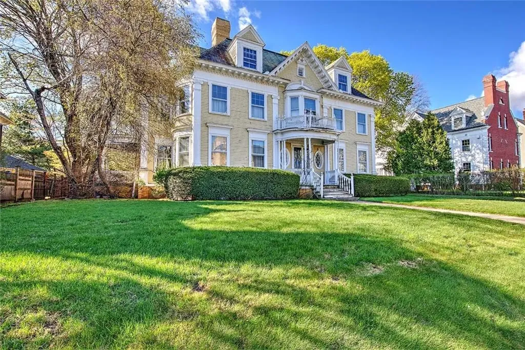 63 Orchard Avenue Providence RI 02906