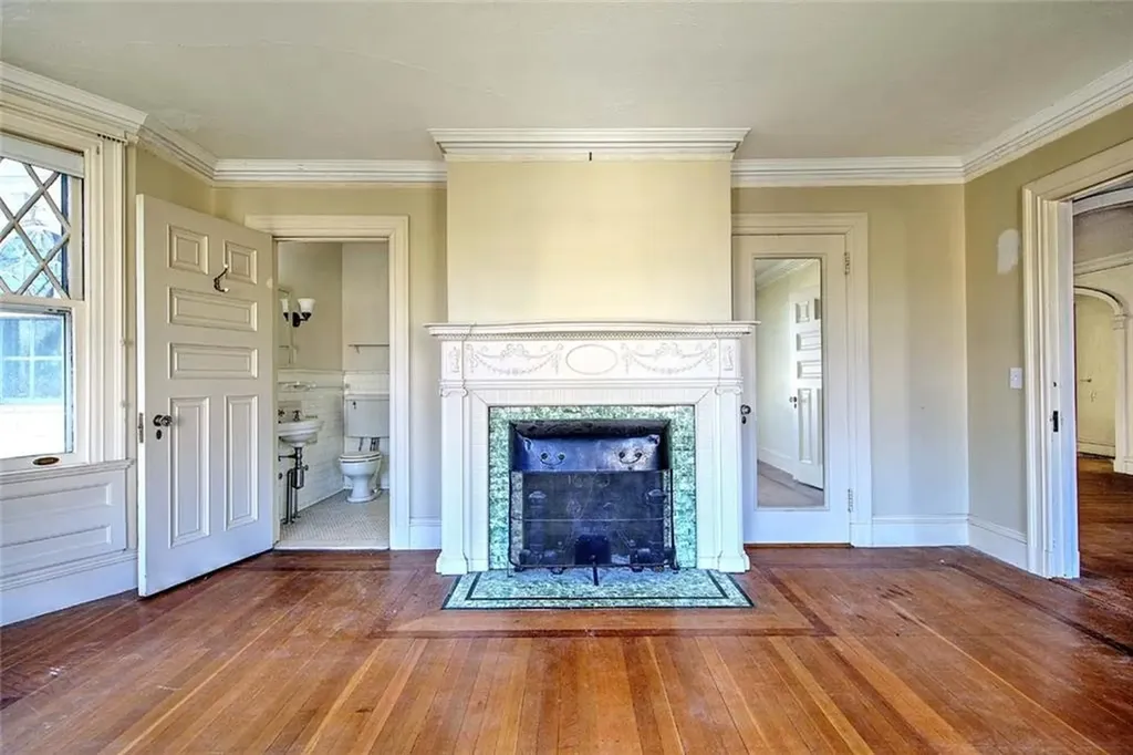 63 Orchard Avenue Providence RI 02906