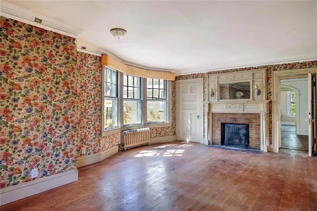 63 Orchard Avenue Providence RI 02906
