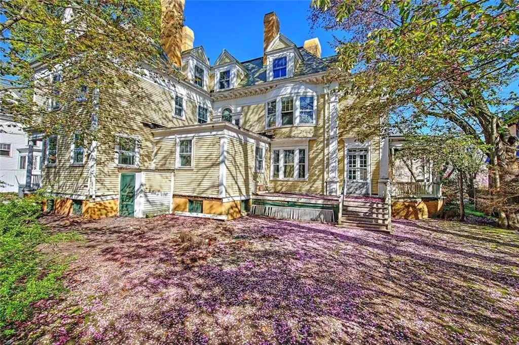 63 Orchard Avenue Providence RI 02906