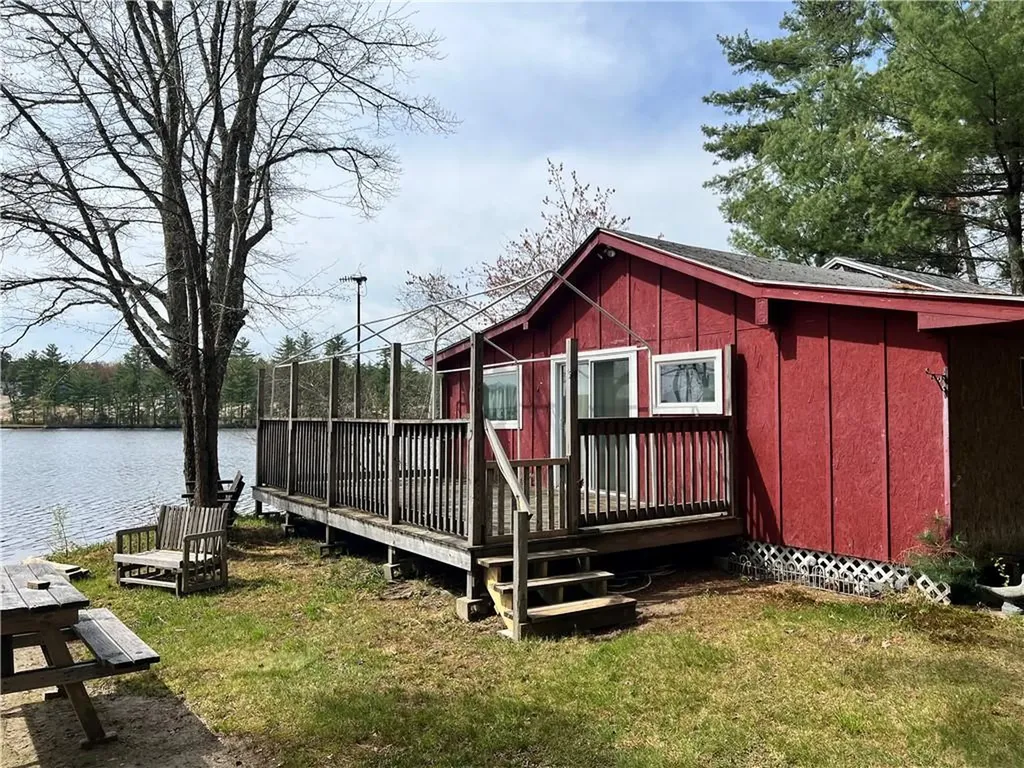 285 Ayoho Road Coventry RI 02816