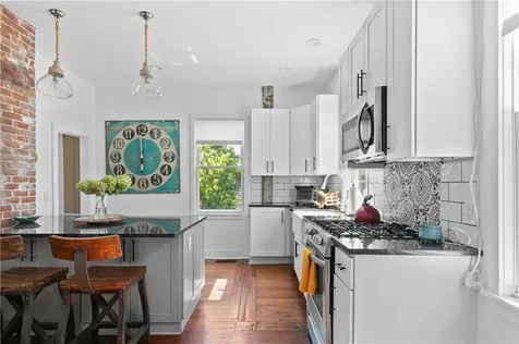 8 Johnson Court Newport RI 02840