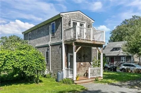 8 Johnson Court Newport RI 02840