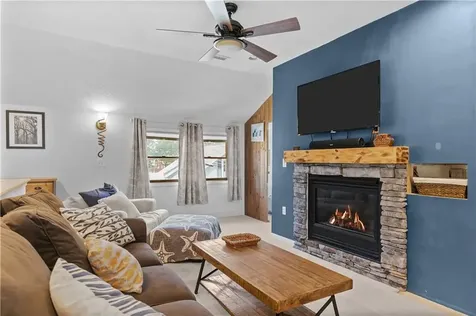 8 Johnson Court Newport RI 02840