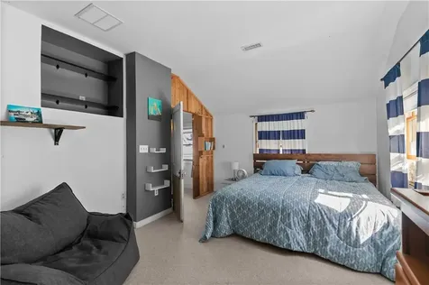 8 Johnson Court Newport RI 02840