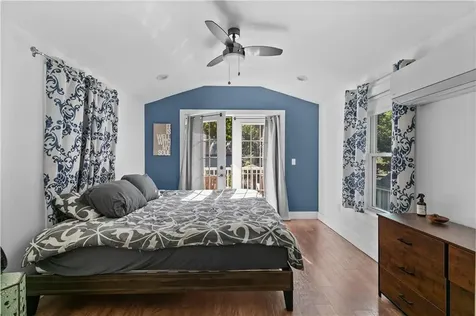 8 Johnson Court Newport RI 02840